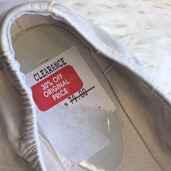 Ballerina type flats in size 8 by NINE WEST - Picture 10 of 14